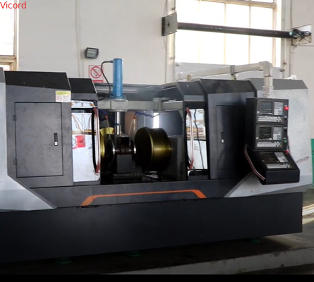 İyi bir fiyat. Paslanmaz çelik döküm CNC Boring ve frezing makine 3 taraflı 5.5T çevrimiçi
